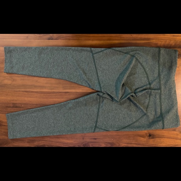 Outdoor Voices Warmup Legging, Hunter Green, size Large - Picture 2 of 3